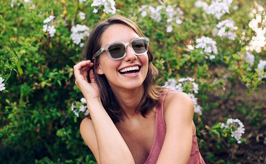 JBL Soundgear Frames Round Sunglasses.